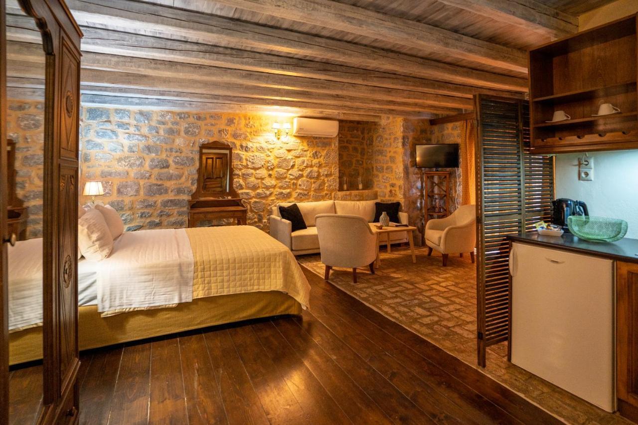Laoula Guest house *